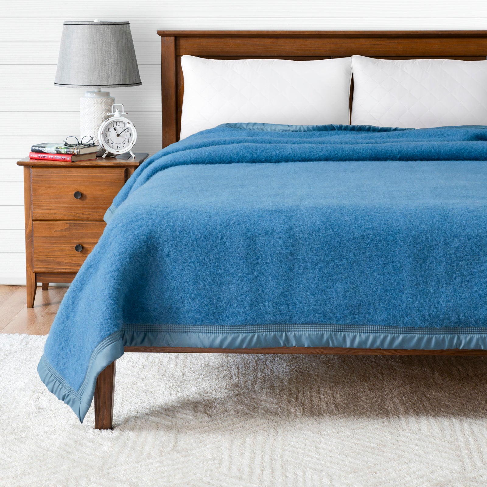 Aurora-wool-blanket-700gsm-blue-poyet motte