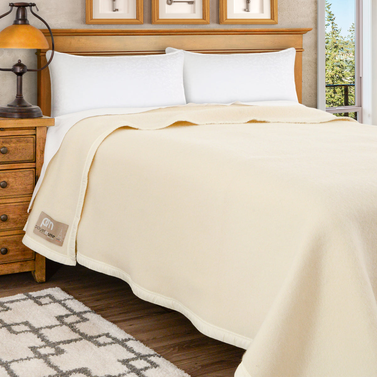 Poyet Motte Aubisque Reversible 500GSM Heavyweight 100% Wool Blanket, Natural