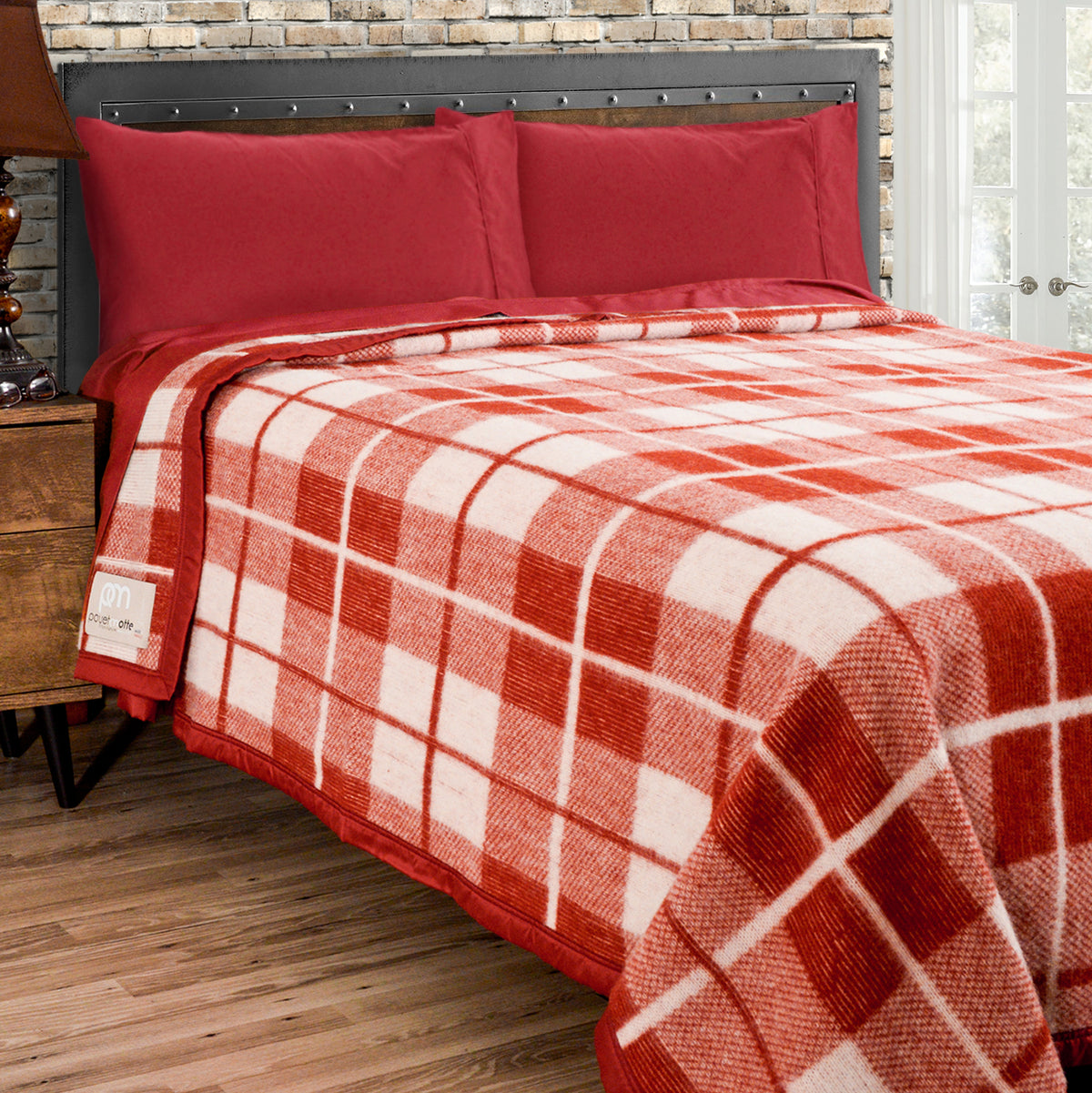 Poyet Motte Rivoli/Elysee 400GSM Mid-Weight 100% Virgin Wool Blanket, Red/Natural